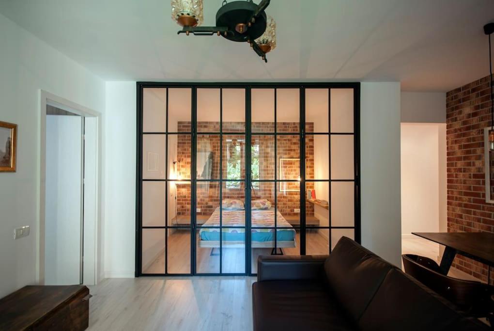Retro Midtown Apartment بوخارست المظهر الخارجي الصورة